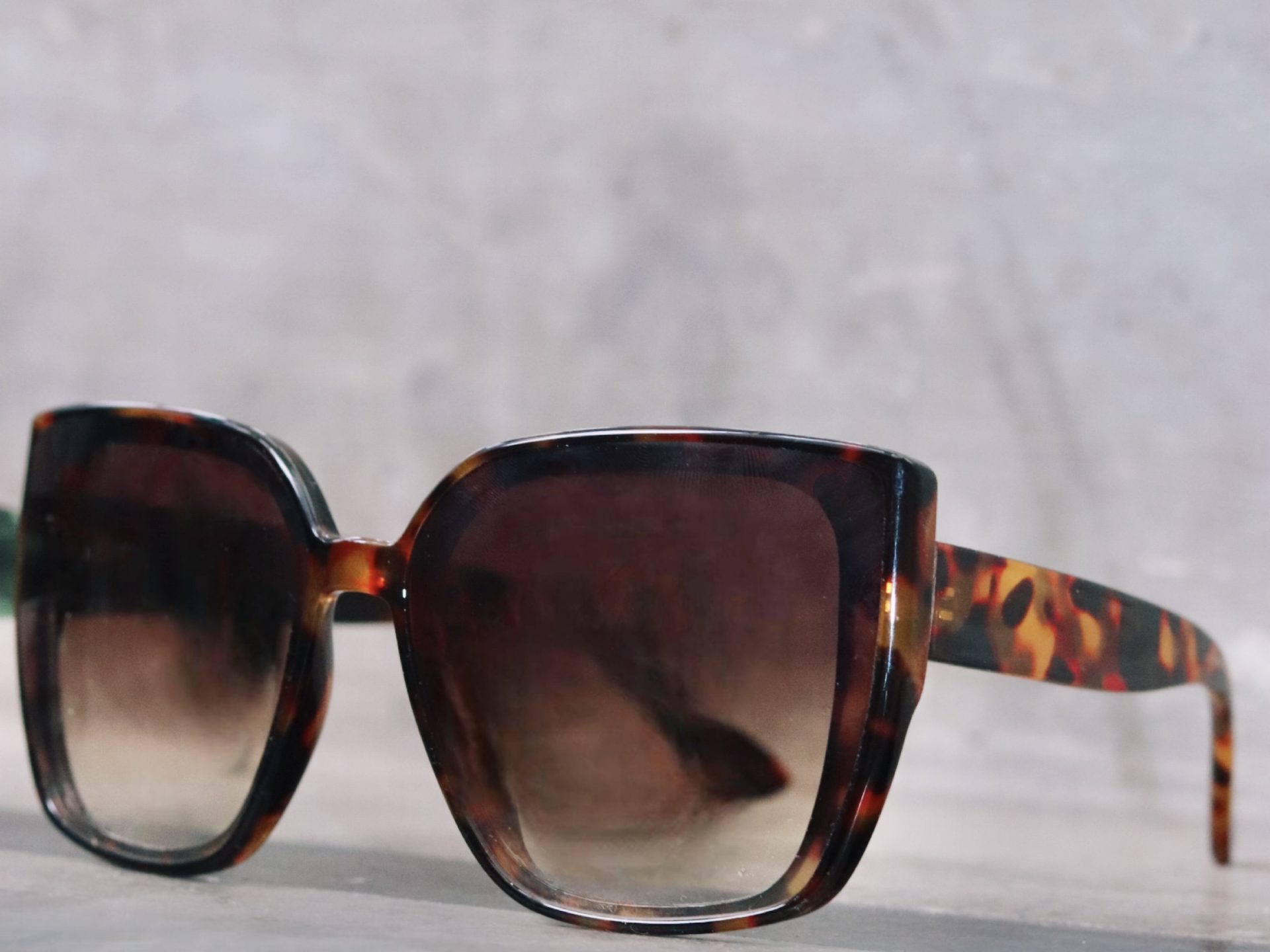 Sunglasses for Men | LOUIS VUITTON