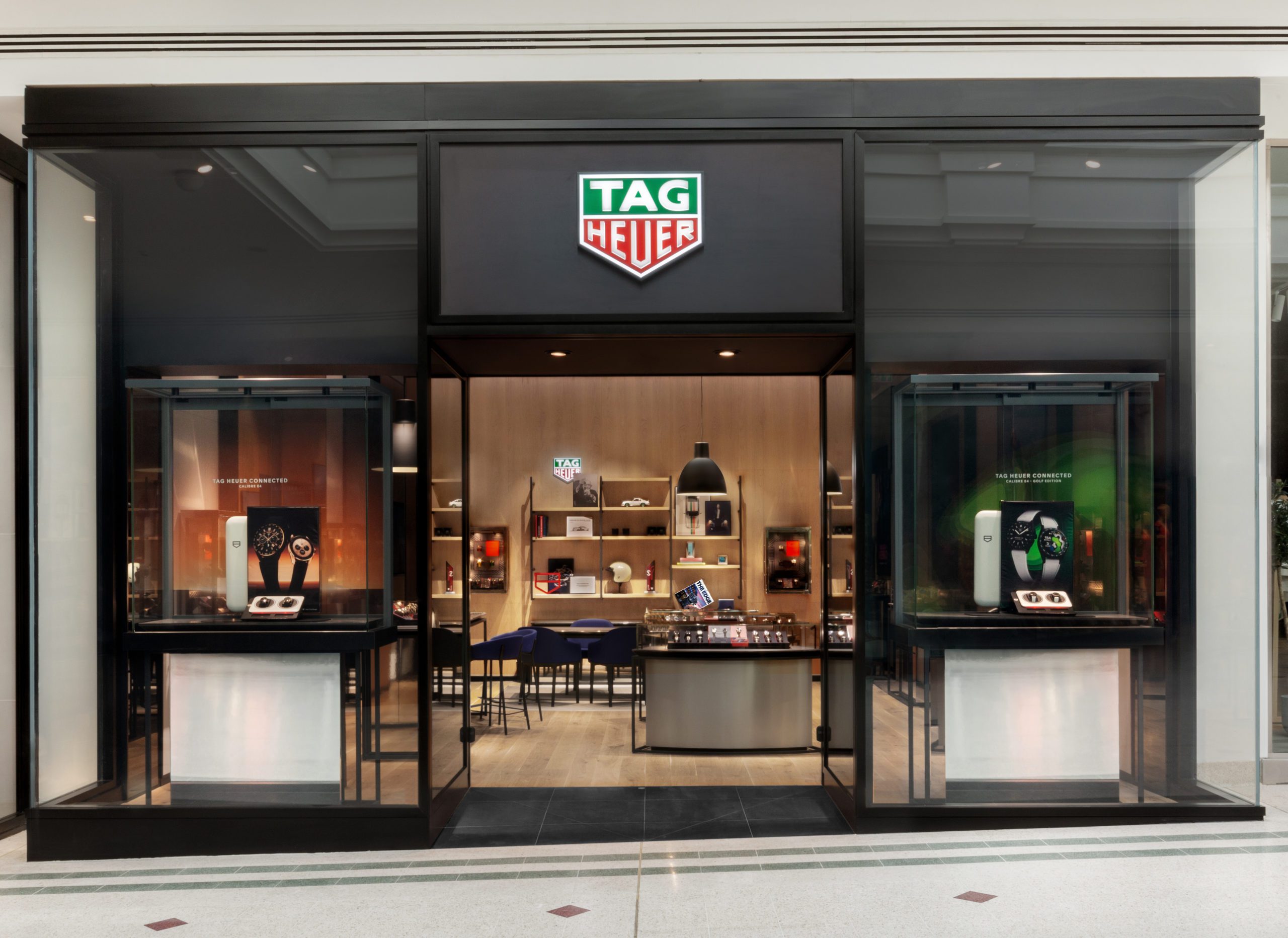 Flagship Store, Tag